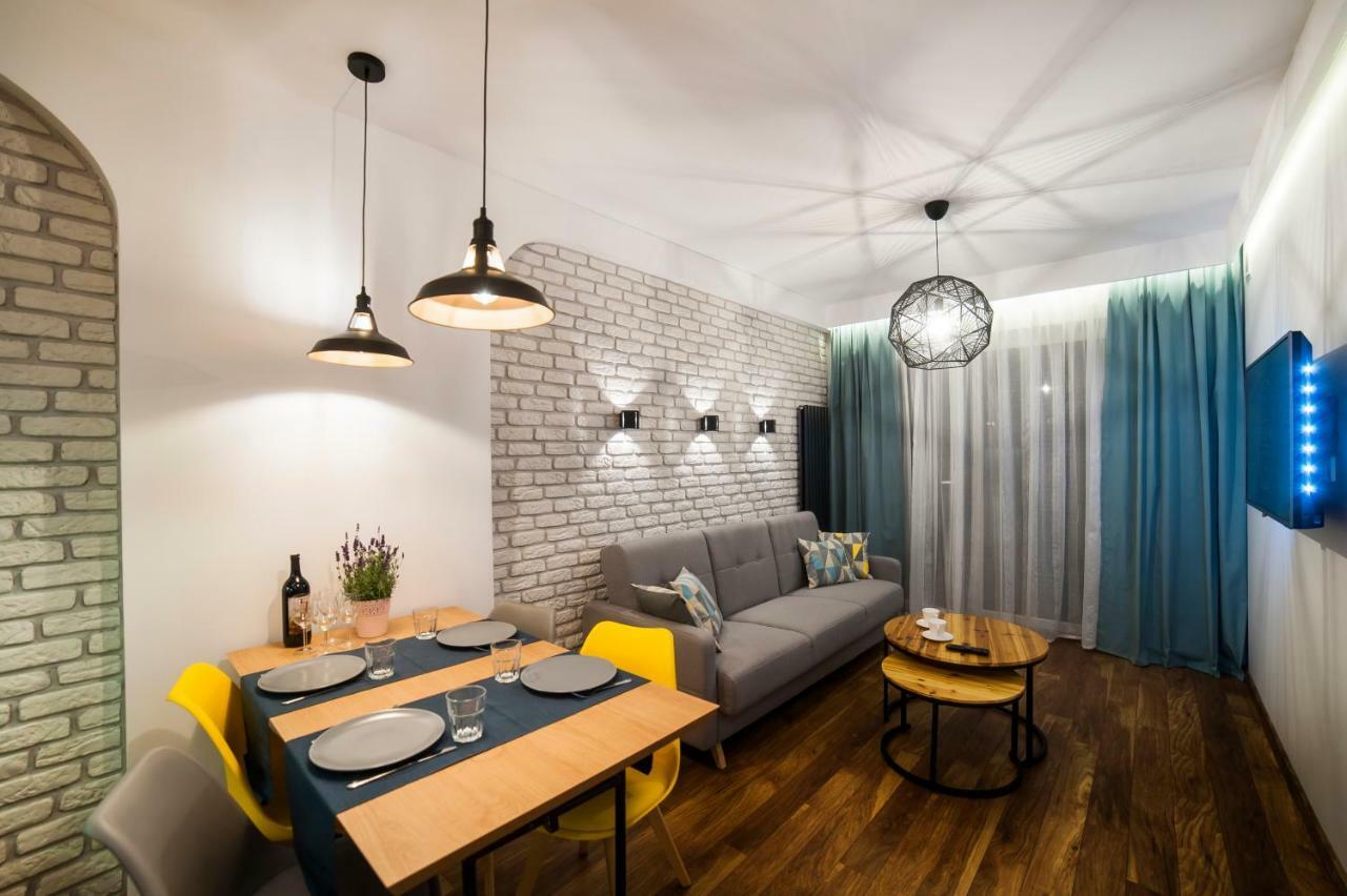 Urban Apart Uniejow Lägenhet Exteriör bild